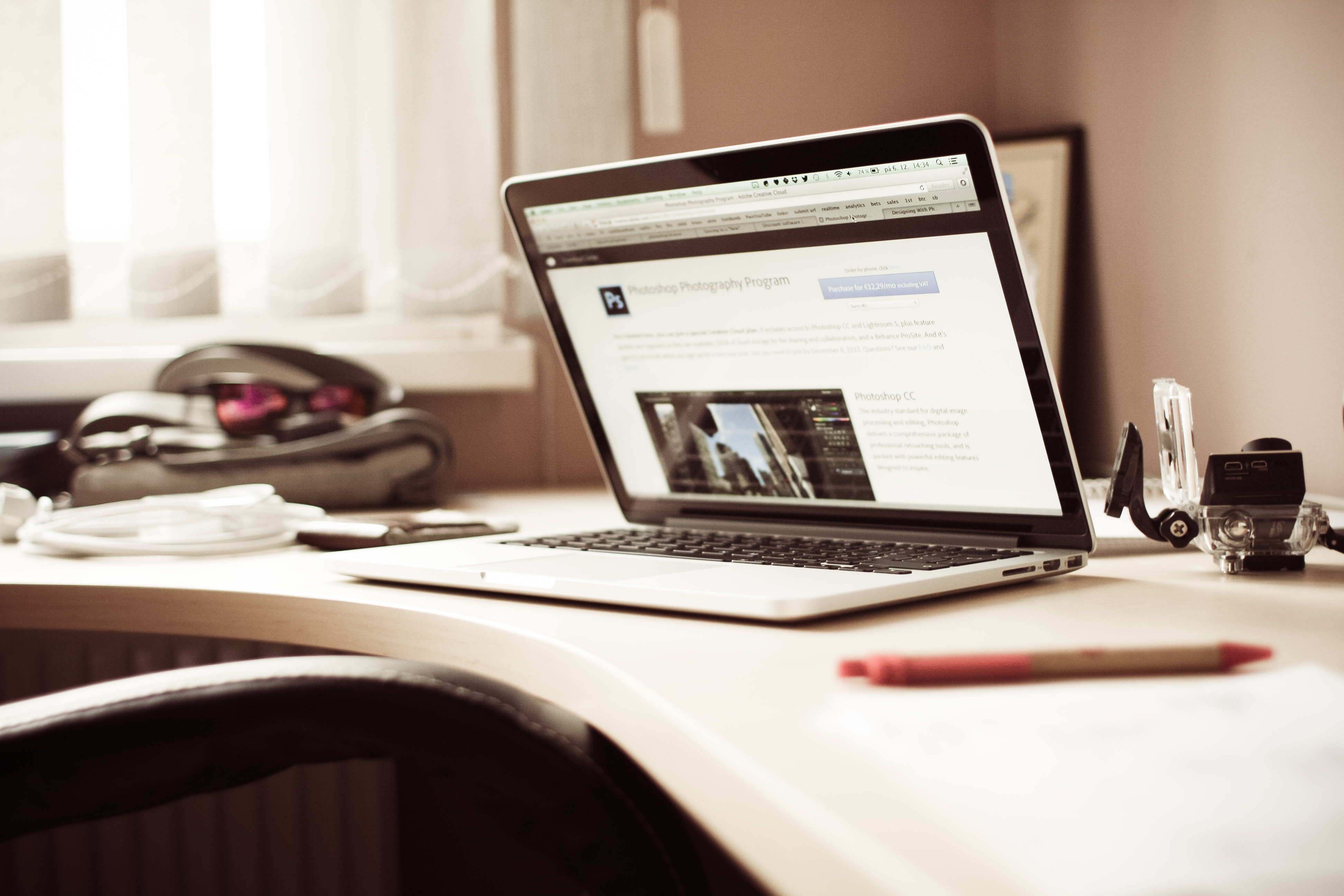 Turning Crisis Into an Opportunity: 7 Great British Universities Offering Free Online Courses Turning Crisis Into an Opportunity: 7 Great British Universities Offering Free Online Courses